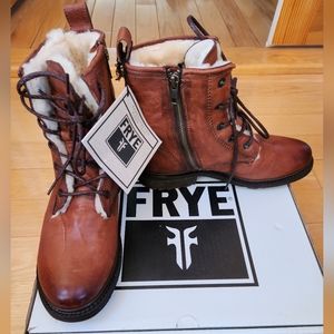 Frye Valerie Lace Up Shearling NEW with tags in box